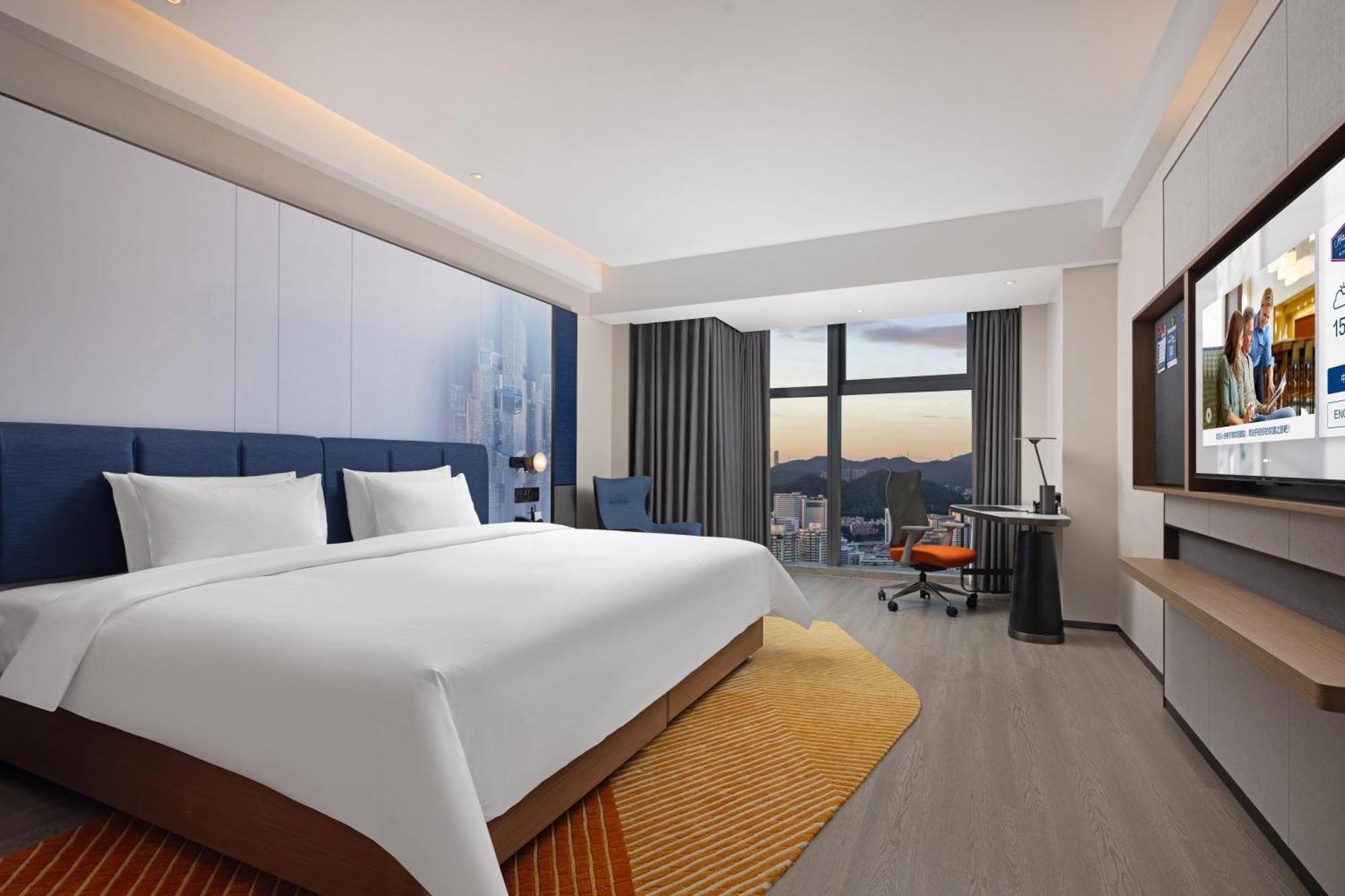 Готель Hampton By Hilton Shenzhen Futian Huaqiangbei Екстер'єр фото