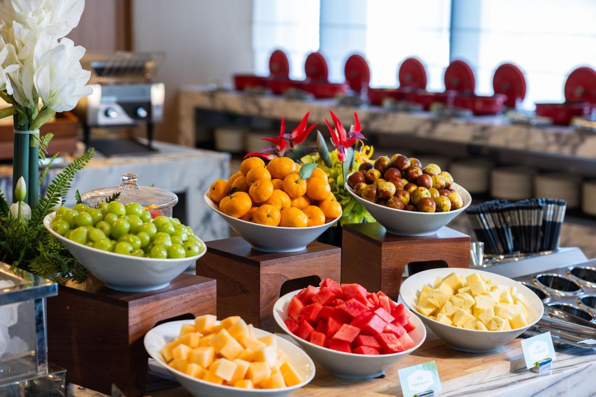 Готель Hampton By Hilton Shenzhen Futian Huaqiangbei Екстер'єр фото